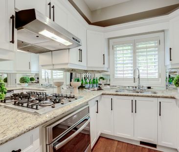 For Lease - 22 Balmoral Avenue Unit# 4, Toronto, Ontario - Photo 3