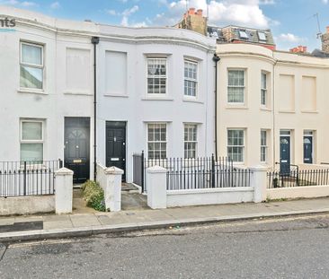 4 bedroom terraced house to rent - Photo 2