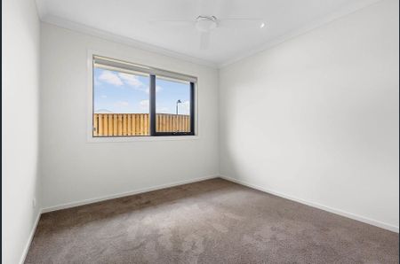 9 Drysdale Crescent, 4304, Bundamba Qld - Photo 2