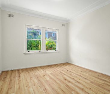 Cozy and Convenient Two Bedroom Unit - Photo 2