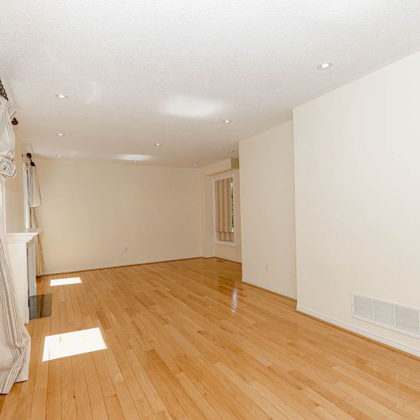 For Lease - 3940 Hazelridge Road, Mississauga, Ontario - Photo 1