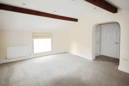 3 bedroom barn conversion to rent - Photo 2
