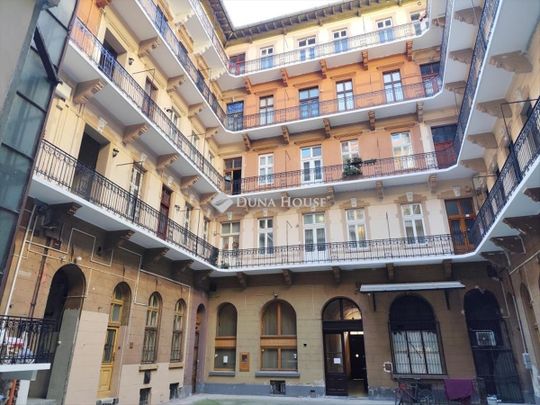 Kiadó újszerű állapotú lakás - Budapest I. kerület - Fotó 1