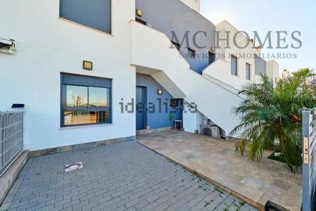 Alquiler de piso en Avenida Monte de lo - Photo 3