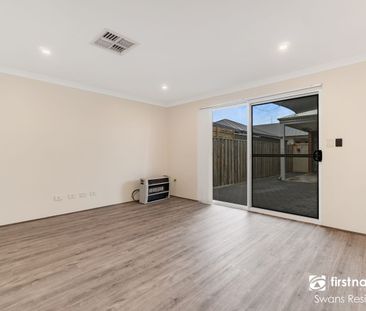 A New Chapter Awaits in This Lovely Ellenbrook Home! - Photo 4