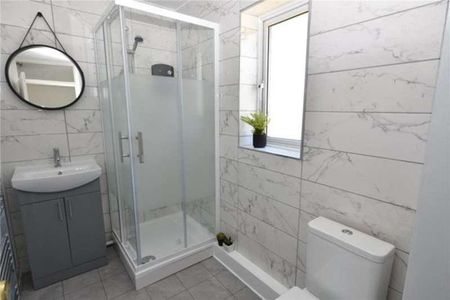 Woodcotes, Shoebury, SS3 - Photo 4