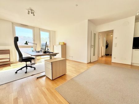TOPLAGE | HELLE 2 ZIMMER | OPTIMALE RAUMAUFTEILUNG | U-BAHN-NÄHE - Foto 2