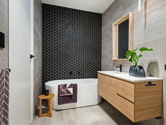 Glengowrie - Photo 1