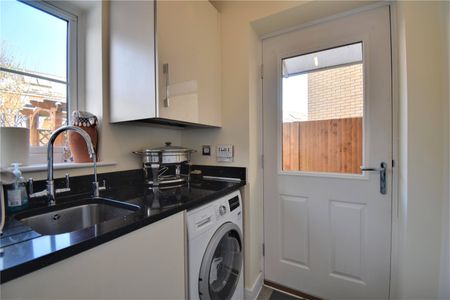4 bedroom house to rent - Photo 2