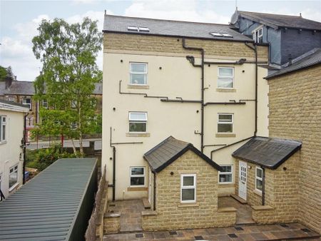 2 bedroom flat to rent - Photo 5