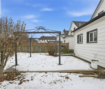 20 YORK Street, Welland, Ontario, L3B4A6 - Photo 5