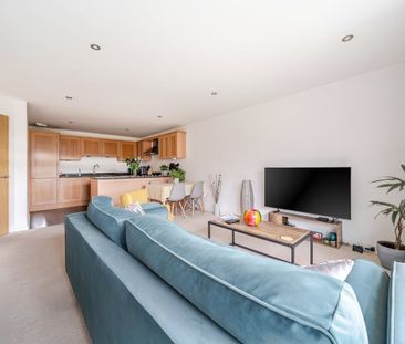 2 bedroom apartment to rent - Photo 3