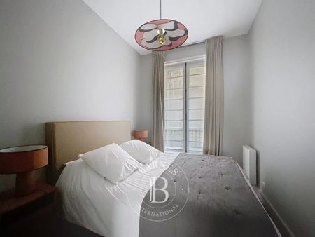 Appartement • Champerret-Berthier - Photo 2