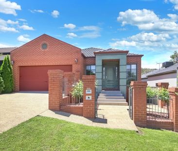 Wonderful Located Three Bedroom Home - Photo 1