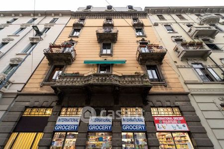 Monolocale in Affitto in Via Luigi Settembrini 42 a Milano - Foto 2