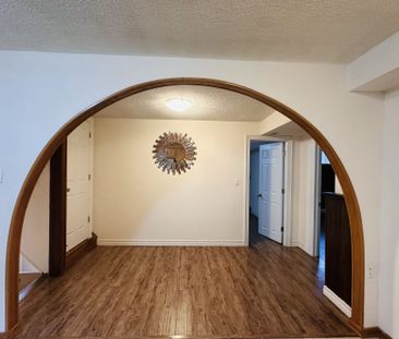 For Lease - 36 Weldrick Road, Richmond Hill, Ontario - Photo 5