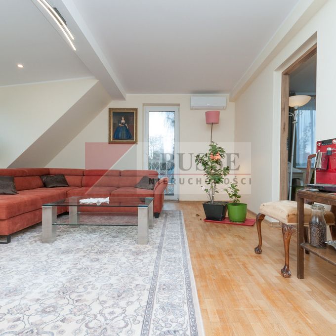 PIĘTRO DOMU, BEZCZYNSZOWE Z GARAŻEM NA POGODNIE - Photo 1