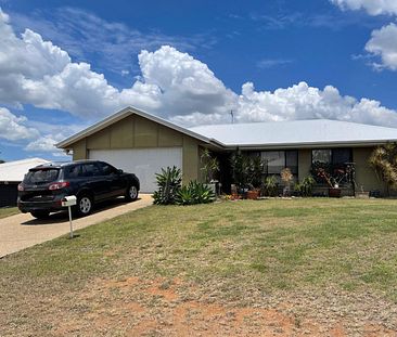 LOW SET BRICK HOME WITH LARGE FENCED YARD - Photo 1