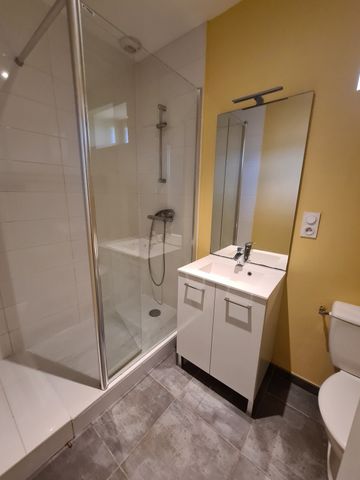 Location Appartement 57m² NANCY 54000 - Photo 2