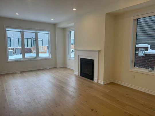 For Lease - 664 Grand Ridge Avenue, Oshawa, Ontario - Photo 1