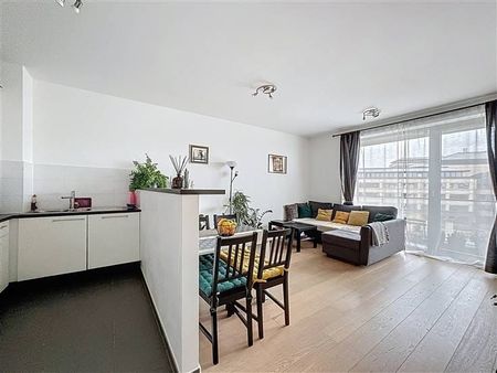 Appartement te huur - Foto 2