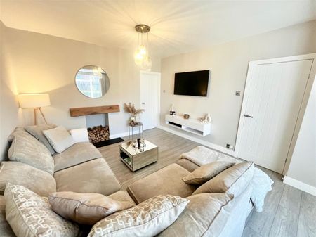 Larne Crescent, Gateshead - Photo 5