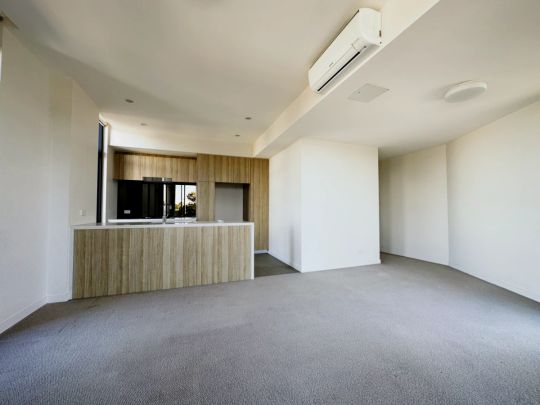 2 bed 2 bath - Photo 1