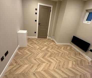 Studio Flat, Shakespeare Road, SE24 - Photo 1