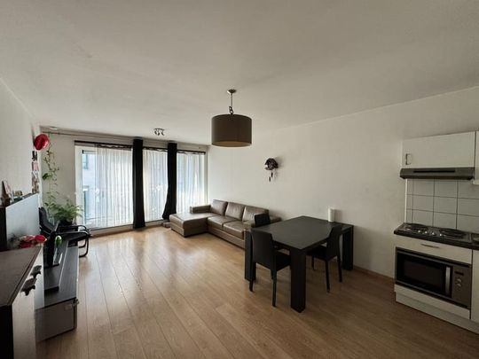Appartement te huur - Photo 1