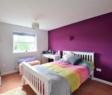 4 bedroom detached house to rent - Photo 5