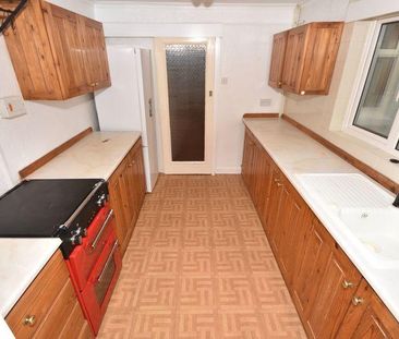 3 bedroom terraced house to rent - Photo 5