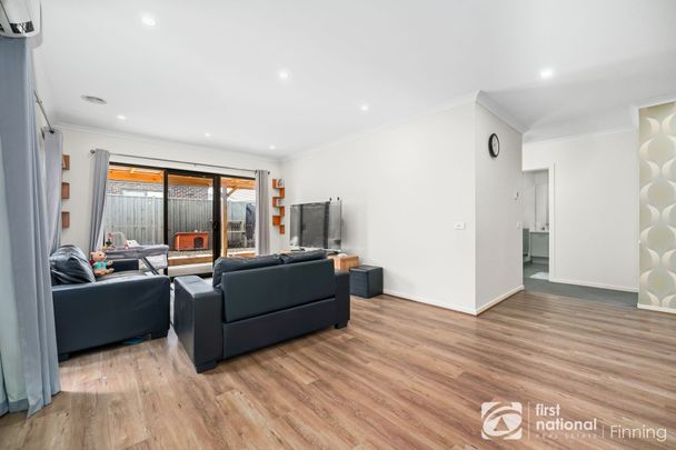 Spacious Four-Bedroom Home with Solar & Side Access - Photo 1