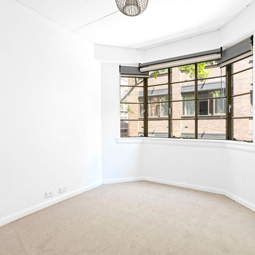 Light filled studio style apartment in the perfect location - Photo 1