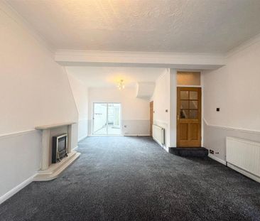 2 bedroom terraced house to rent - Photo 4