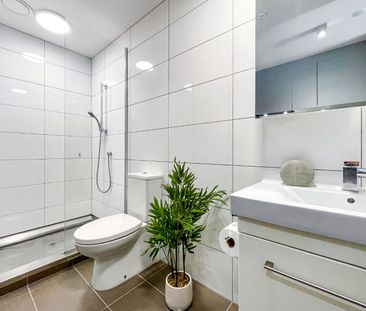 ***Welcome to apartment W401A in Revolucion Apartments.*** - Photo 4