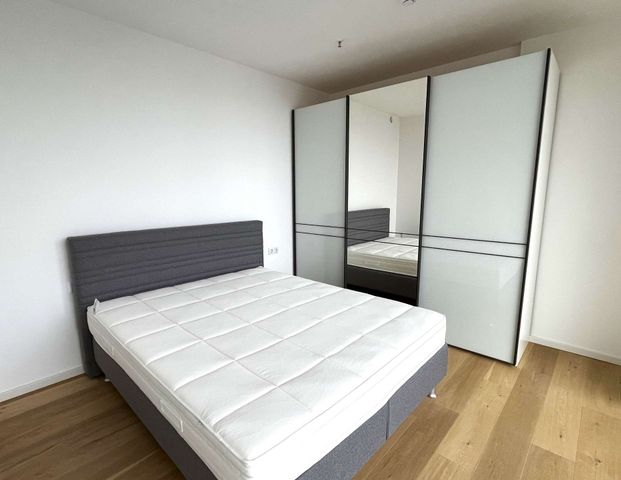 Exklusive Teilmöblierte Zwei-Zimmer-Wohnung im EDEN Tower - Foto 1