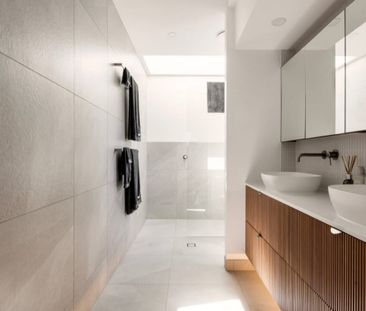 88 Seagull Avenue, Mermaid Beach QLD 4218 - House For Rent | Domain - Photo 2