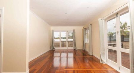 Character family home - Photo 3