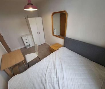 Drayton Street, Hulme, Manchester, M15 - Photo 5