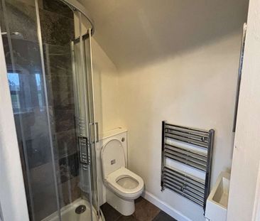 Two bedroom rural semi detached property - £650pcm - Photo 5