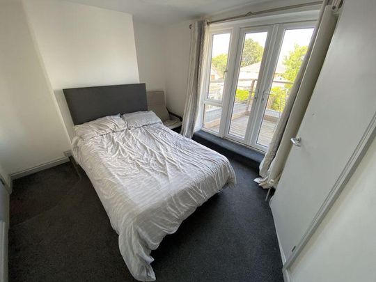 1 bedroom property to rent - Photo 1