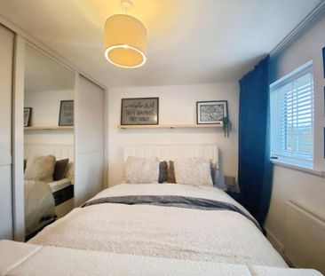 2 bedroom semi-detached house to rent - Photo 5