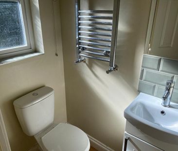 2 bedroom house to rent Bevan Close, SO19 - Photo 1