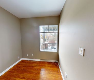 For Lease - 642 Dovercourt Road Unit# Apt 1, Toronto, Ontario - Photo 5