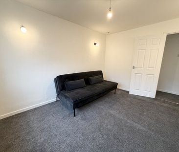 Kings Road, St Helens, WA10 3HT - Photo 5