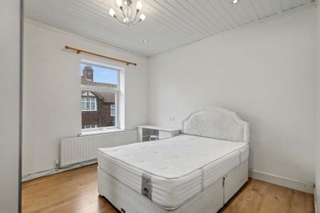 Derwent Street, STOKE-ON-TRENT - Photo 2