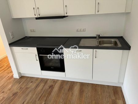 Charmante 3-Zimmer Wohnung im denkmalgeschützten Reetdachhaus mit Terasse und Gartenoption - Photo 4