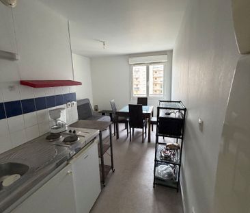 Location Appartement 1 pièce 19m² LE HAVRE 76600 - Photo 1