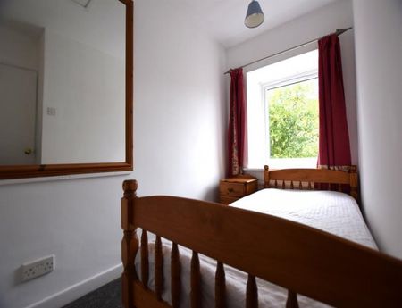 2 Bedroom Terraced To Let - Photo 5