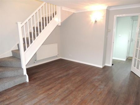 2 bedroom terraced house to rent - Photo 2